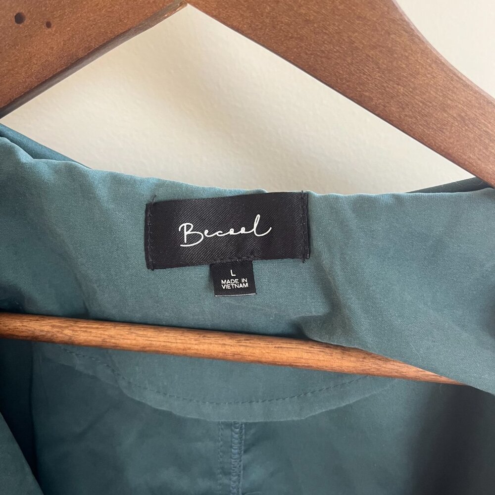 Becool Soft Lightweight Zip Jacket Large - image 4